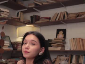 webcam girl riskyproject live cam image #10969339