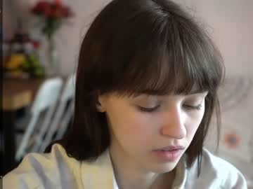 webcam girl diruriru live cam image #8988660