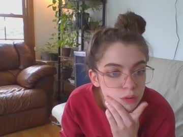 webcam girl rosegold18 live cam image #8416304