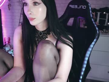 webcam girl uindi live cam image #8398758