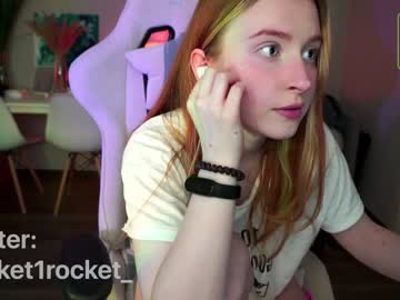 webcam girl pocketrocket_ live cam image #2730900