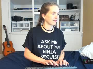 webcam girl harperthefox live cam image #3141712