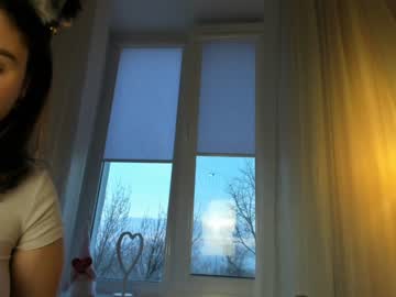 webcam girl raira_nana live cam image #5386696