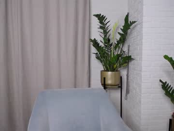webcam girl angel_eyes01 live cam image #1192177