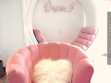 webcam girl ashlyeroberts1 live cam image #2414360