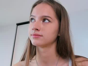 webcam girl hecola live cam image #10336823