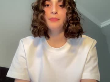 webcam girl wonderland_stia live cam image #12958095