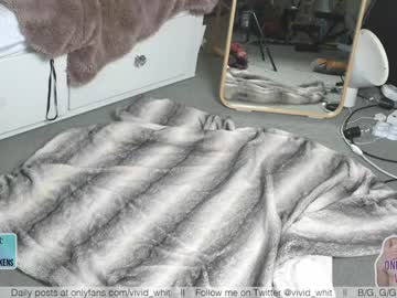 webcam girl vivid_whit live cam image #3820653