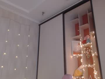 webcam girl hi_teika live cam image #2140193