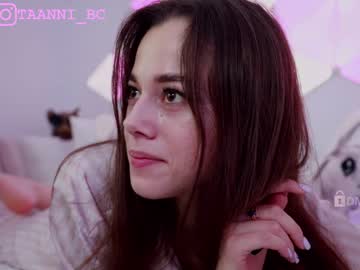 webcam girl taanni_bc live cam image #5936352