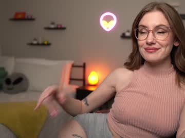 webcam girl emma_ruby live cam image #5114522