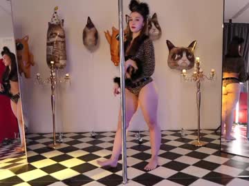 webcam girl _meganmeow_ live cam image #11565092