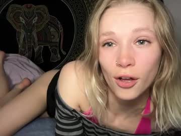 webcam girl sweetgracee live cam image #12148815