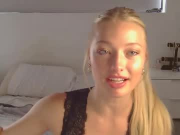 webcam girl gisellestreams live cam image #11501117