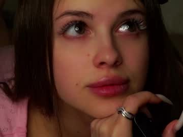 webcam girl a_whole_eternity live cam image #11991486