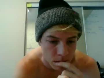 webcam man codyzhard live cam image #5855389