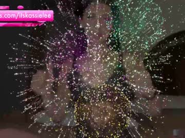 webcam girl itskassielee live cam image #9052666