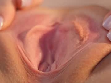 webcam girl milablum live cam image #12459120