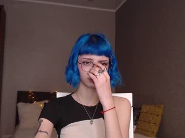 webcam girl lit1le_kitty_ live cam image #1194955