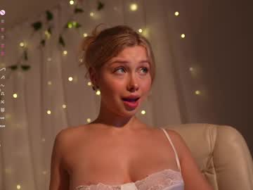 webcam girl april_blush live cam image #10962631