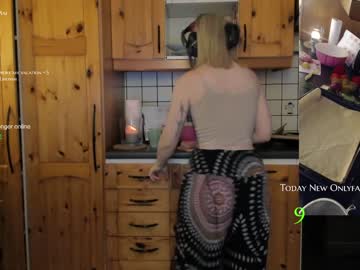 webcam girl kimilee22 live cam image #2472516