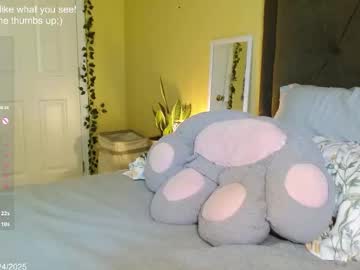 webcam girl skybella_ live cam image #13023975