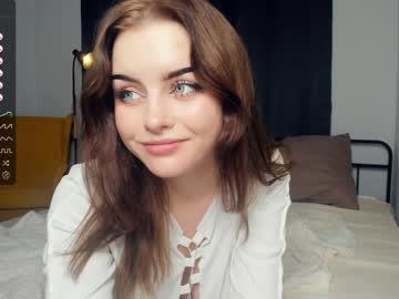 webcam girl cute_caprice live cam image #6961712