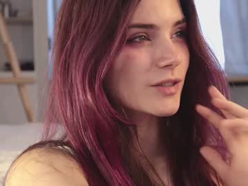 webcam girl diana_alison live cam image #9980802