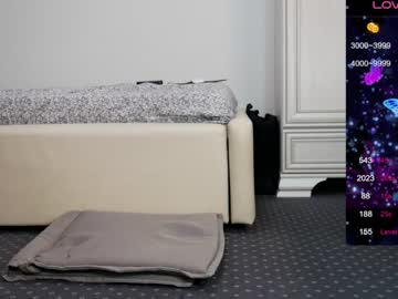 webcam girl carmela_fox live cam image #7658333