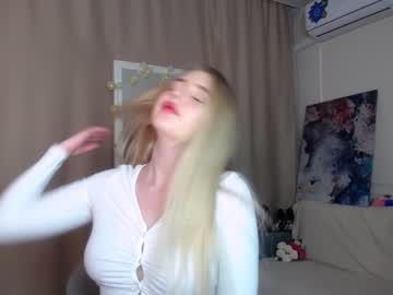 webcam girl cute18cute live cam image #2105354