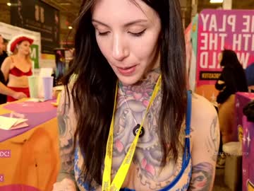 webcam girl harliequinnx live cam image #11242638