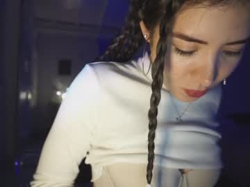 webcam girl soifiee live cam image #6391537