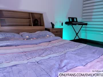 webcam couple emilyortiz_ live cam image #3140819
