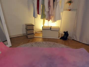 webcam girl wave_of_happy_ live cam image #8518637