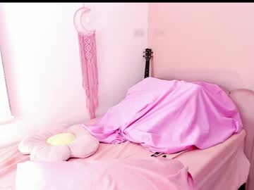 webcam girl little_effy18_ live cam image #10459422
