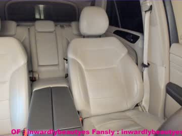 webcam girl zt0_ live cam image #9348045