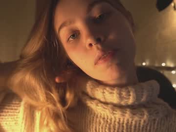 webcam girl bibi_it_is live cam image #3965854