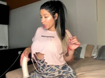 webcam girl amy_queen7 live cam image #582756