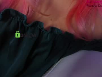 webcam girl crazzy_cherry live cam image #6627255