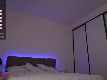webcam girl callme_star live cam image #6842405