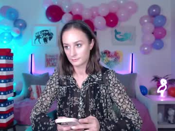webcam girl holihurricane live cam image #5019192