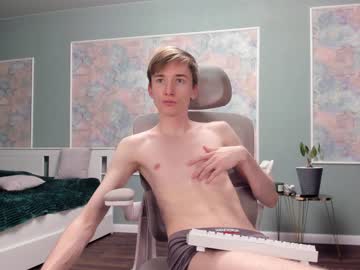 webcam man vibemygirl live cam image #8309851