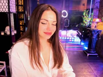 webcam girl alma_pearl live cam image #5365645