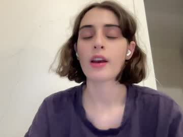 webcam girl wonderland_stia live cam image #10525838