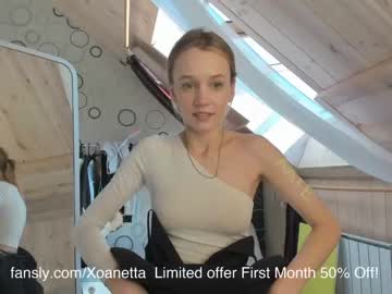 webcam girl xoanetta live cam image #2622289