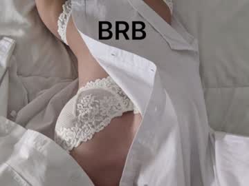 webcam girl lauratanguy live cam image #11426390