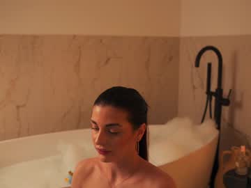 webcam girl thingswithana live cam image #11372470
