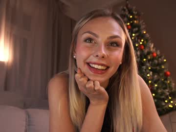 webcam girl darlinechapel live cam image #11371574