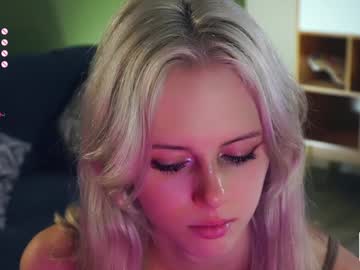 webcam girl audreycarvin live cam image #10545948
