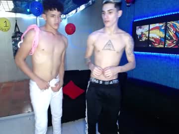 webcam man kings_of_the_house live cam image #2688